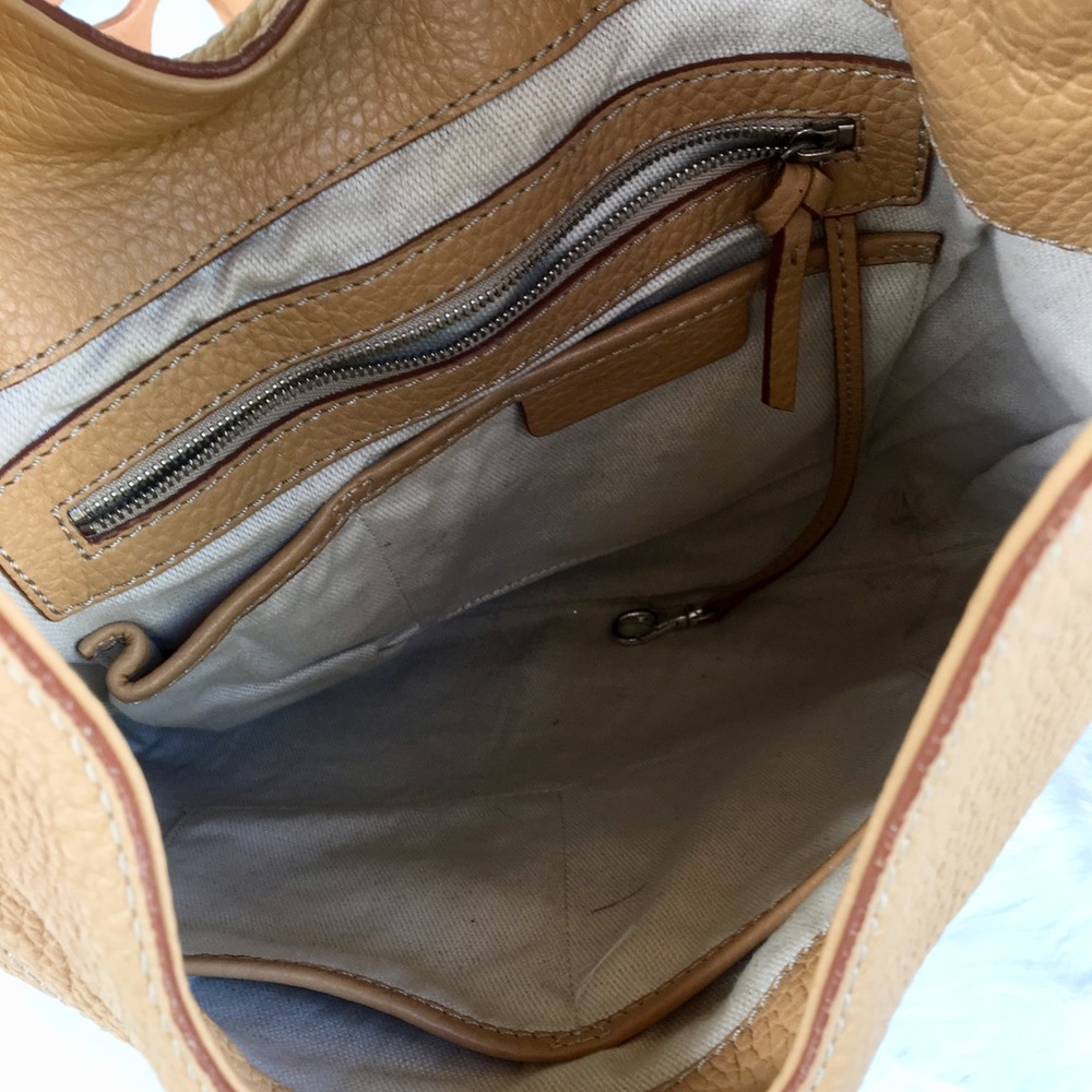 Michael Kors Camel Hobo Shoulder bag - Picture 7 of 8